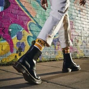 Dr. Martens 1460 Smooth Lace-Up Boots